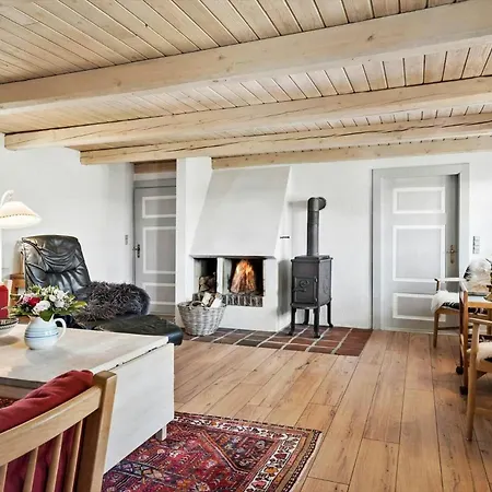 Дом отдыха Restored Near Kattegat With Large Garden *